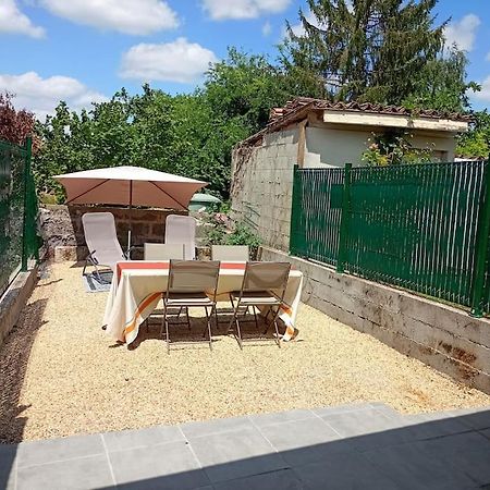 Charmante Maison Le Fagnard Coutras Exterior photo